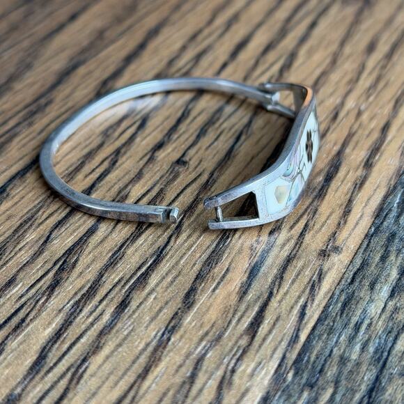 Vintage Mexico Alpaca White Abalone Inlay Hinged Bangle Bracelet Butterfly - Picture 3 of 5